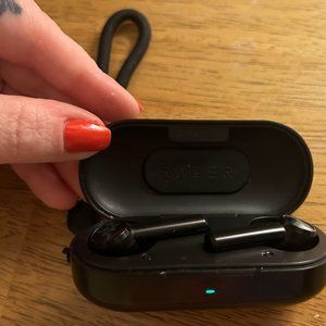 razer wireless earbuds